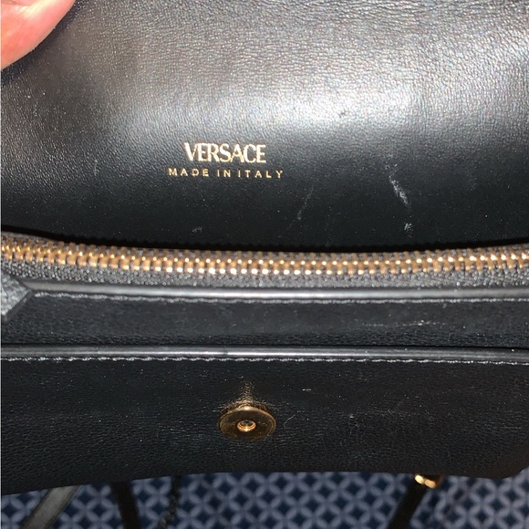Real Versace Purse, need the money let’s negotiate!! - Picture 2 of 3